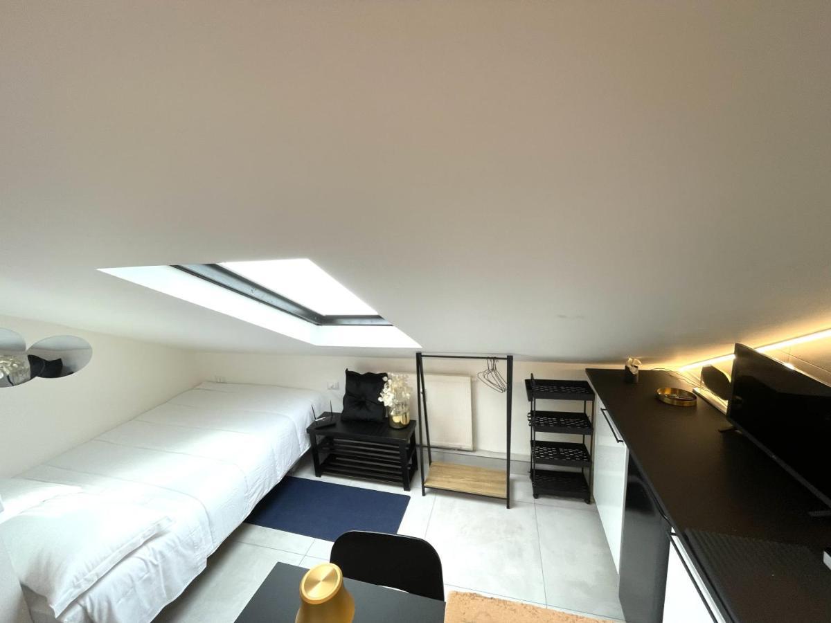 דירות ראפאלו Lovely Mini Attic מראה חיצוני תמונה